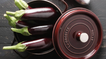 staub_bg_aubergine